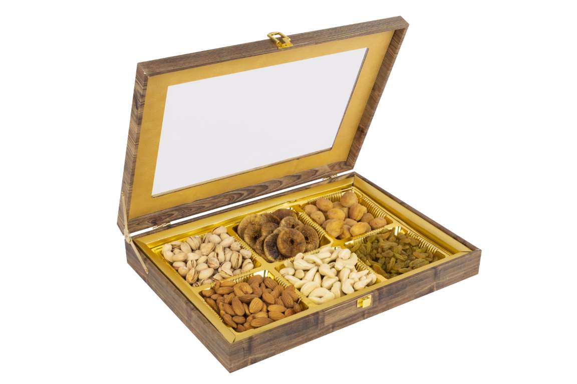 Clay Diya Set: Timeless Flair in Gift Box for Diwali